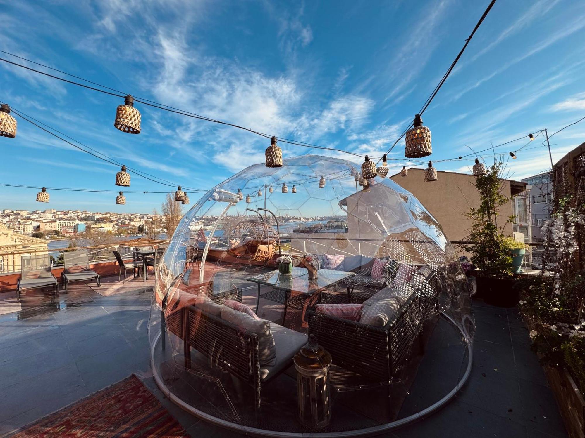 Waterfront Apartment By The Tram - Terrace With Dome & Golden Horn View In Fatih อิสตันบูล ภายนอก รูปภาพ